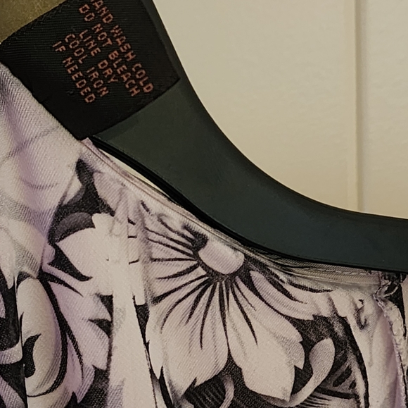 Ladies blouse - Picture 4 of 4